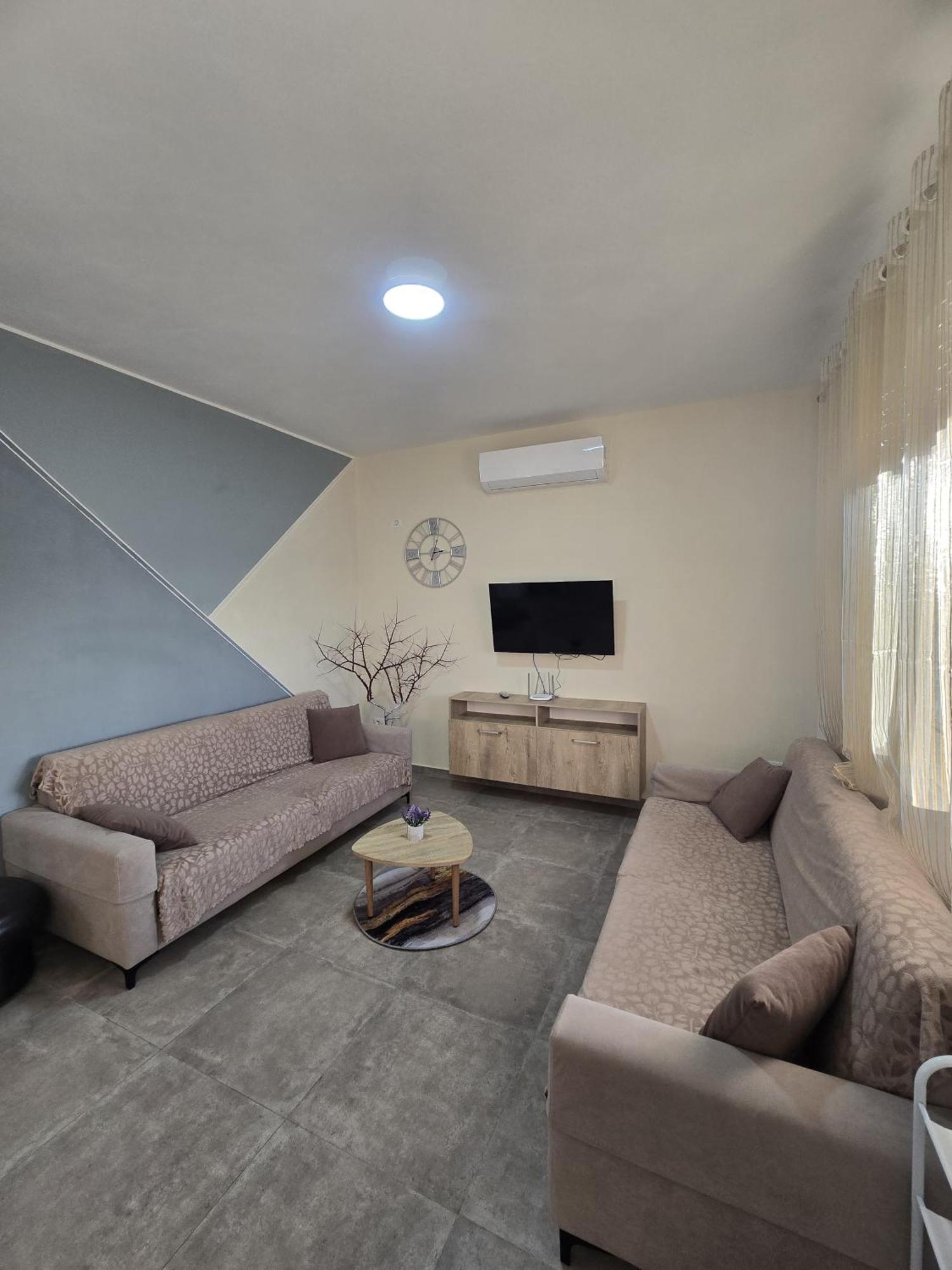 Villa Rei Baks-Rrjoll Buitenkant foto